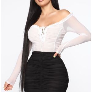 Maura mesh ruched crop top - white